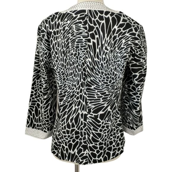 Chicos Sequin Shirt Jacket Blazer Black White Flowers Sz Small 0 Button Front. - Picture 9 of 16